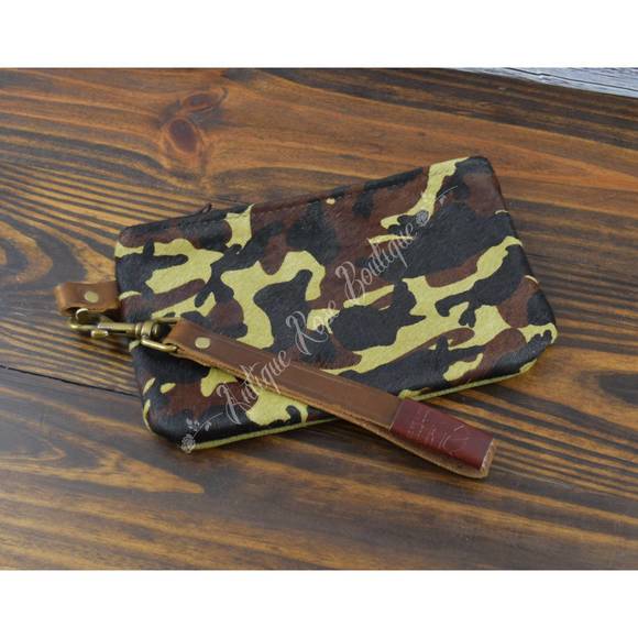 NEW HIDE JUNKIE hairon leather wristlet in camo - Picture 1 of 4